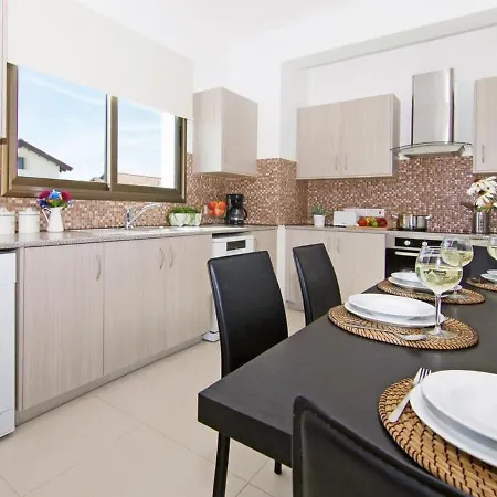 Athkyb21 Villa Ajía Nápa