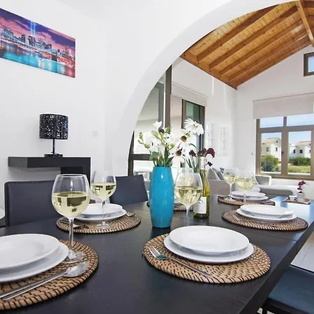 Villa Athkyb21 *